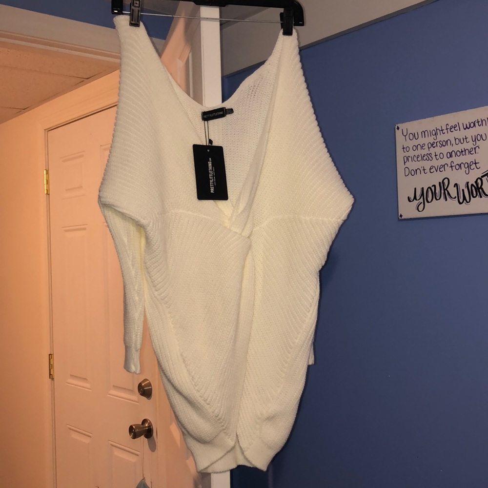 BRAND NEW W/TAGS Sweater